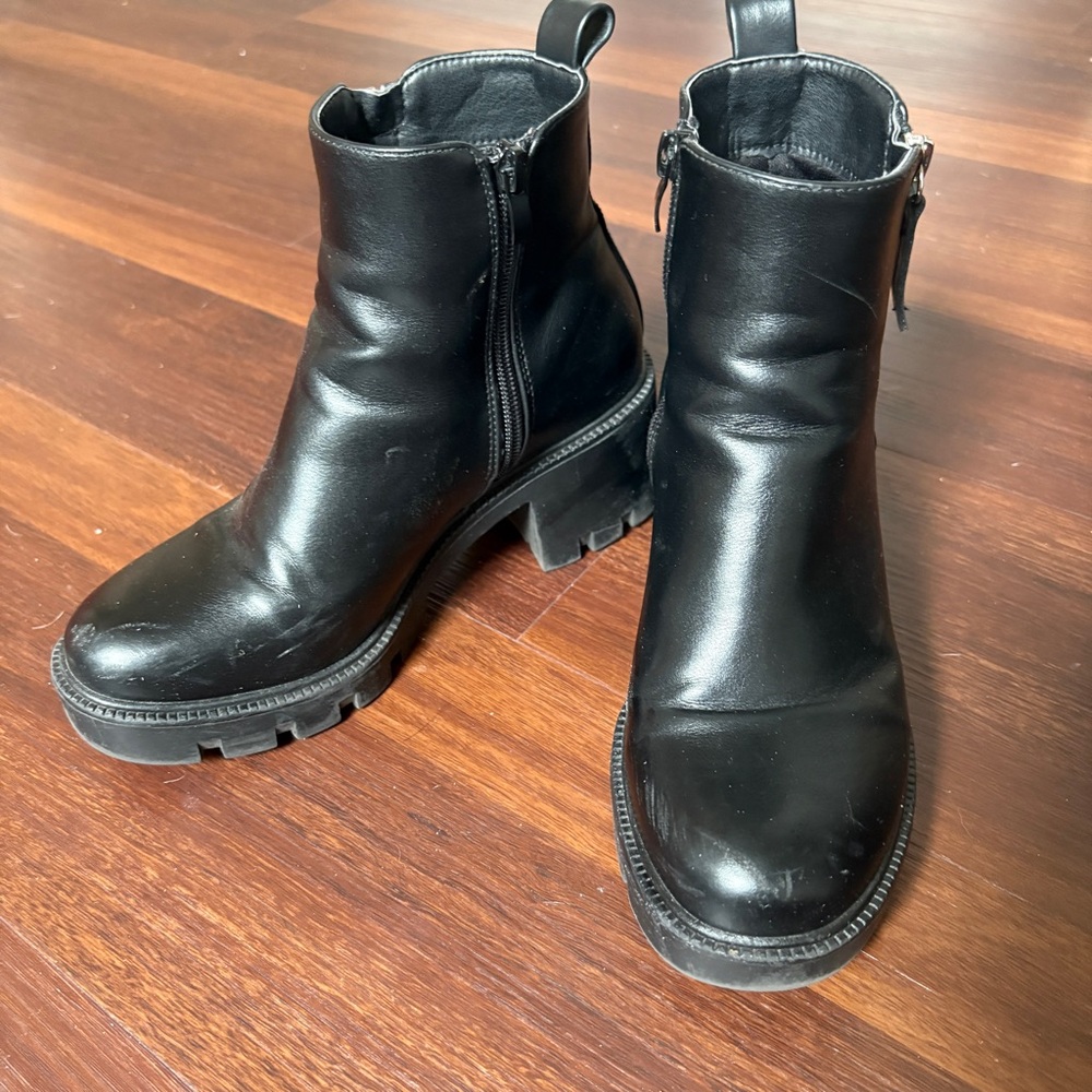 Steve Madden Black Ankle Boots